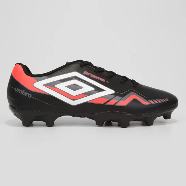 Chuteira Campo Umbro Prisma Unissex - Preto+Branco